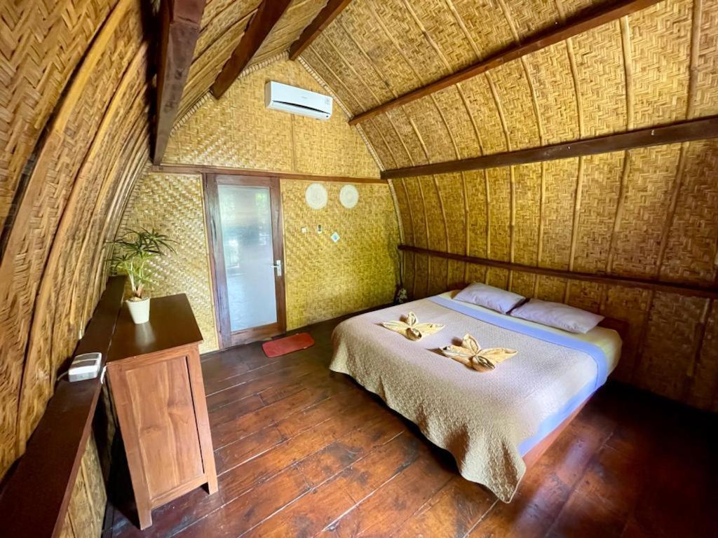 The Golden Ave Bungalow Gili Trawangan Exteriör bild